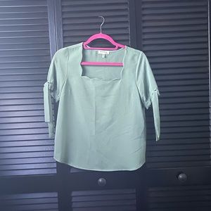 MONTEAU GREEN SCALLOPED TOP